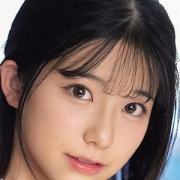 川越仁子